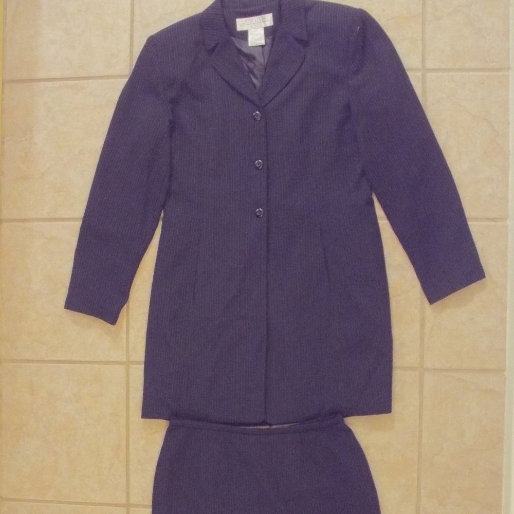 Larry Levine Suits Black Gray Striped Skirt Suit